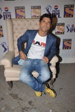 Farhan Akhtar promotes MARD on IPL in Filmcity, Mumbai on 24th April 2013 (2).JPG
